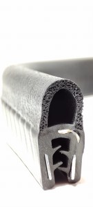 Uszczelka krawędziowa zbrojona górna T-47 na krawędź 2-4 mm