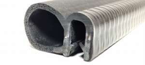 Uszczelka krawędziowa boczna zbrojona T-8 na krawędź 3-6 mm