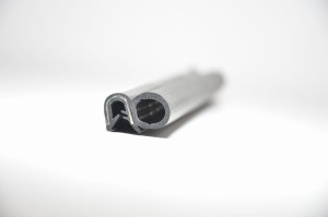 Uszczelka krawędziowa zbrojona boczna T-10 na krawędź 3-6 mm